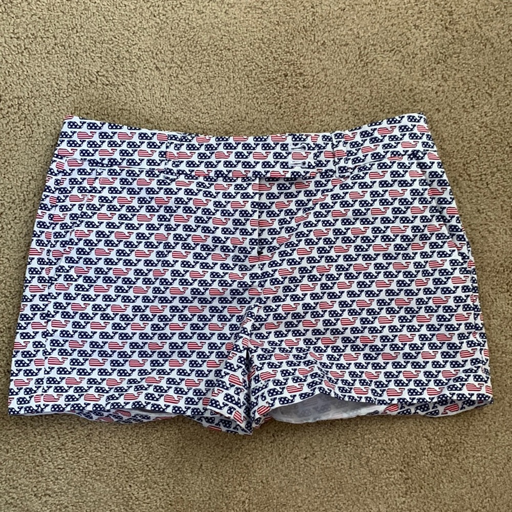 USA Vineyard Vines Women’s Khaki shorts